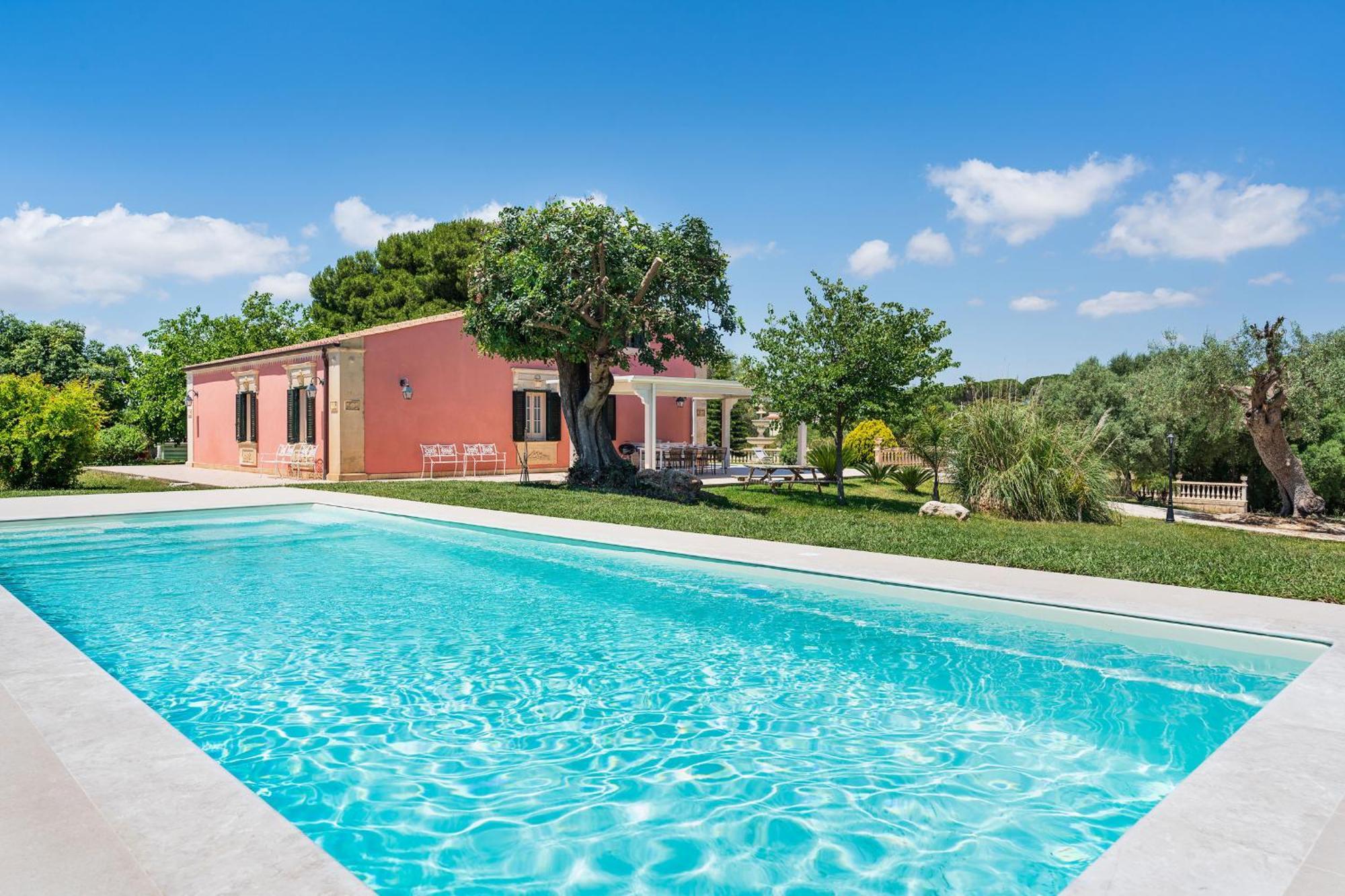 Villa Gira Sole à Fontane Bianche Extérieur photo