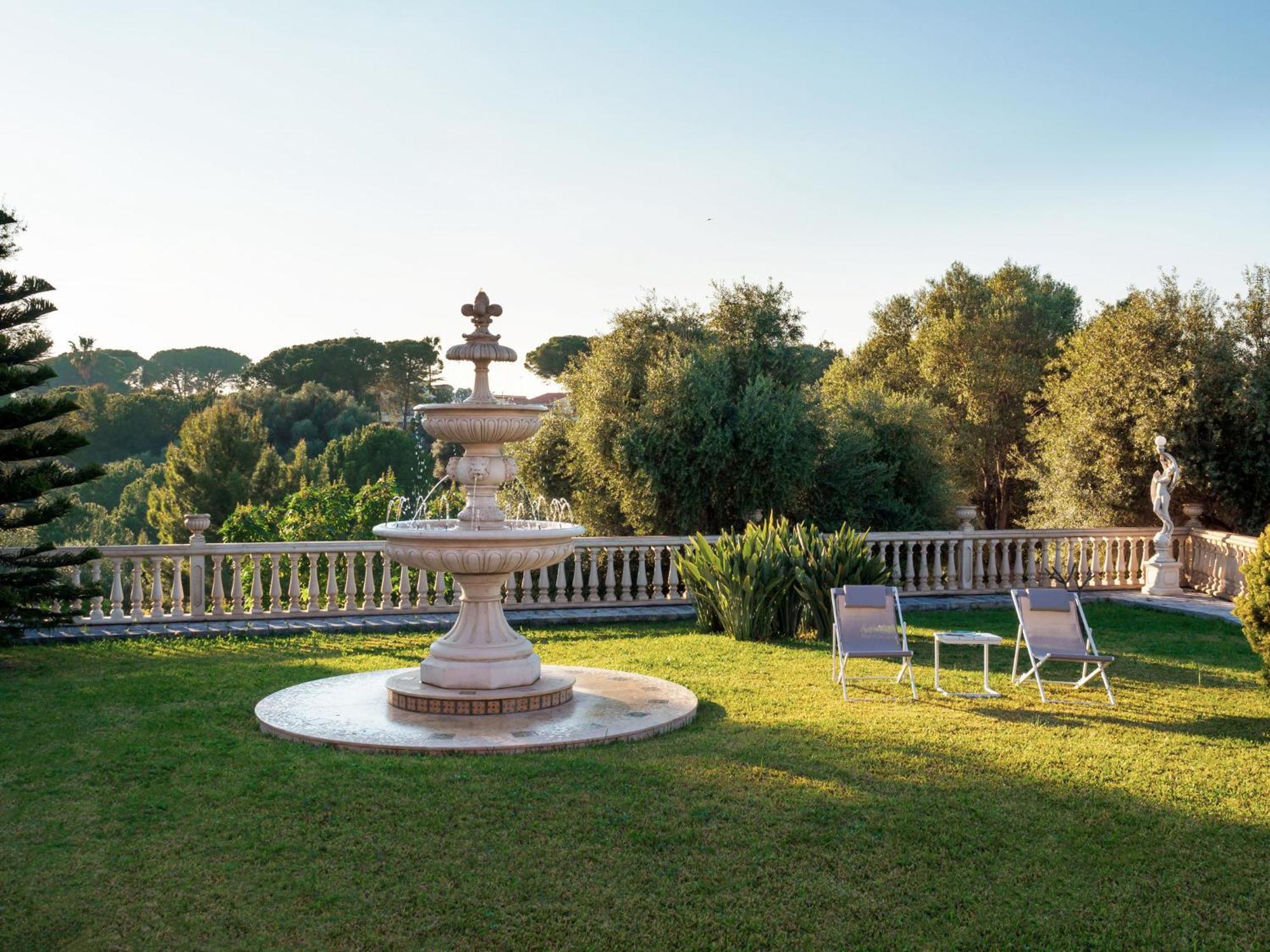 Villa Gira Sole à Fontane Bianche Extérieur photo