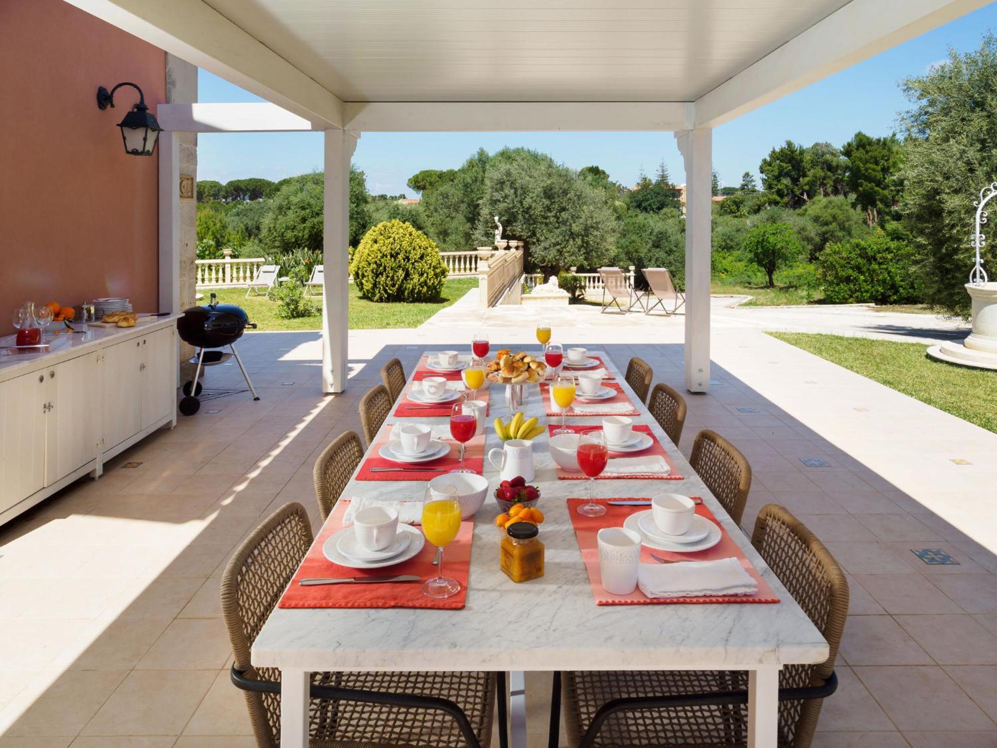 Villa Gira Sole à Fontane Bianche Extérieur photo